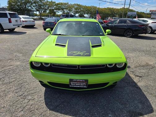 2015 Dodge Challenger R/T Plus
