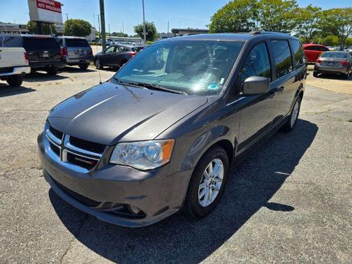 Granite Pearlcoat 2018 Dodge Grand Caravan SXT