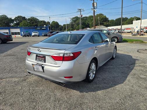 Silver Lining Metallic 2014 Lexus ES 350 Base