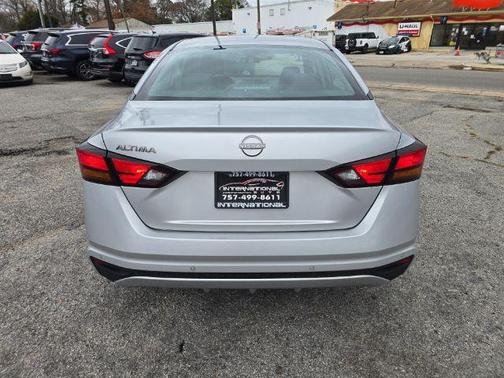 2023 Nissan Altima S FWD