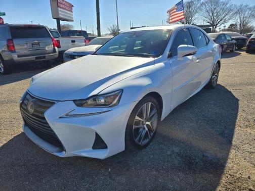 2018 Lexus IS 300 Base