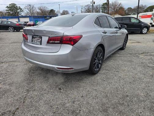 2017 Acura TLX w/Technology Package