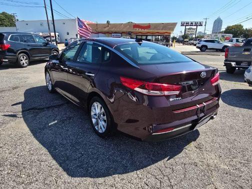 2018 Kia Optima LX