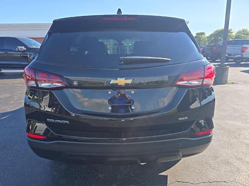2023 Chevrolet Equinox LS