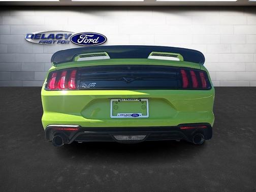 2020 Ford Mustang EcoBoost