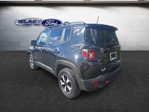 2020 Jeep Renegade Trailhawk
