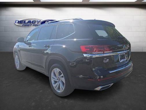 2022 Volkswagen Atlas 2.0T SE w/Technology 4MOTION