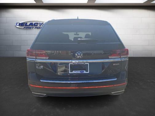 2022 Volkswagen Atlas 2.0T SE w/Technology 4MOTION