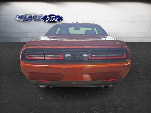 Sinamon Stick 2020 Dodge Challenger SXT