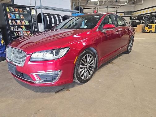 2017 Lincoln MKZ Base