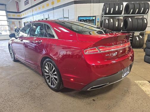 2017 Lincoln MKZ Base