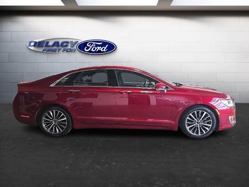 2017 Lincoln MKZ Base