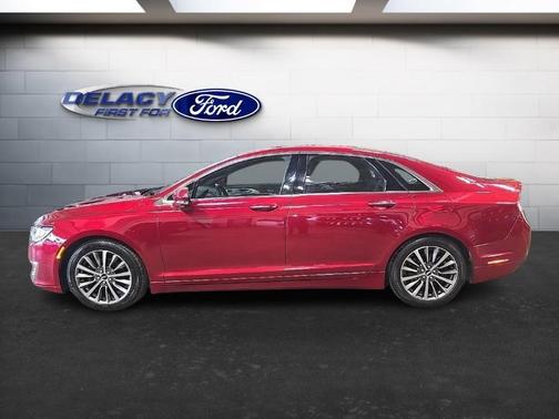 2017 Lincoln MKZ Base