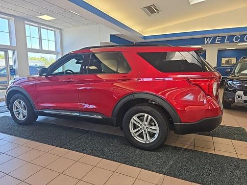 RAPID RED MET TINTED CC 2023 Ford Explorer XLT