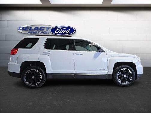 2017 GMC Terrain SLE-2