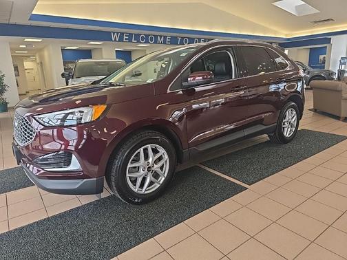 BURGUNDY VELVET MET TINT CC 2023 Ford Edge SEL