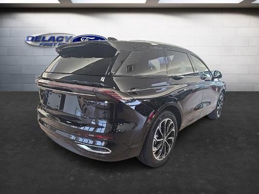 2025 Lincoln Nautilus Reserve