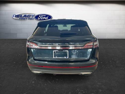 FLIGHT BLUE MET CC 2022 Lincoln Nautilus Reserve