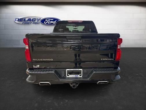 2020 Chevrolet Silverado 1500 Custom Trail Boss