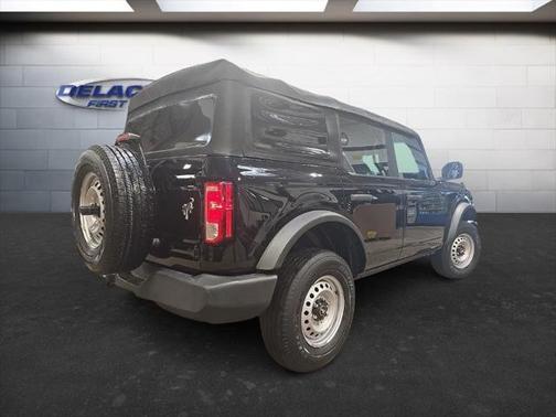 2021 Ford Bronco Base
