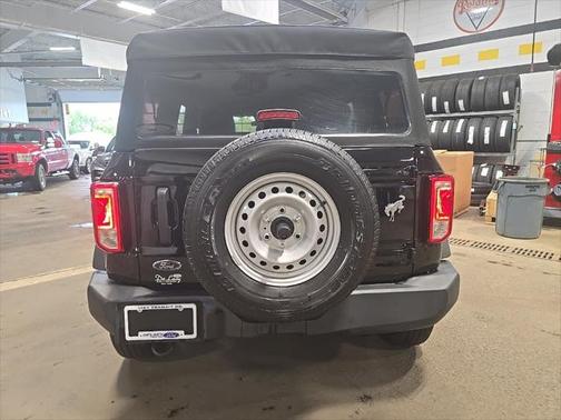 2021 Ford Bronco Base
