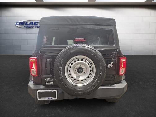 2021 Ford Bronco Base
