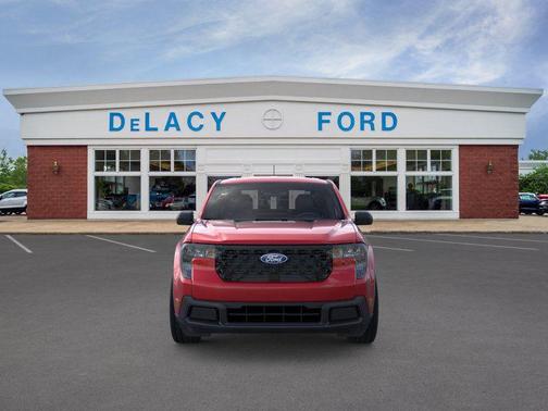 RUBY RED METALLIC TINTED CC 2025 Ford Maverick XLT