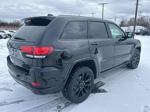 2020 Jeep Grand Cherokee Altitude