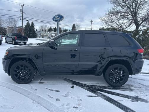 2020 Jeep Grand Cherokee Altitude
