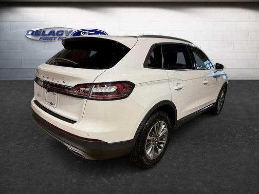 2021 Lincoln Nautilus Reserve