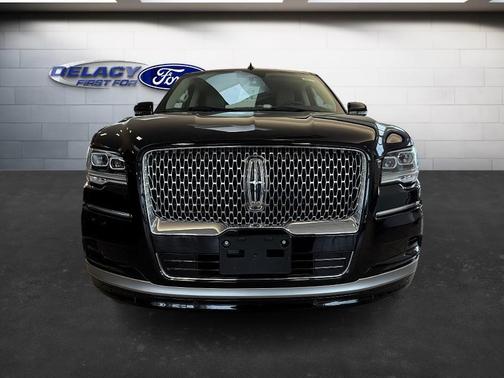2024 Lincoln Navigator Premiere