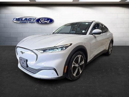 2022 Ford Mustang Mach-E Select