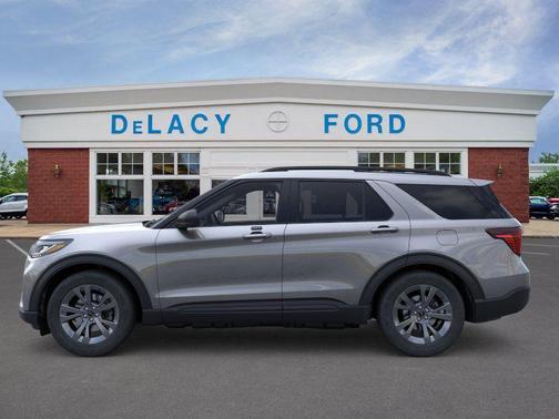CARBONIZED GRAY METALLIC 2026 Ford Explorer Active