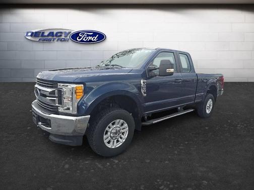 BLUE JEANS METALLIC 2017 Ford F-250 XL