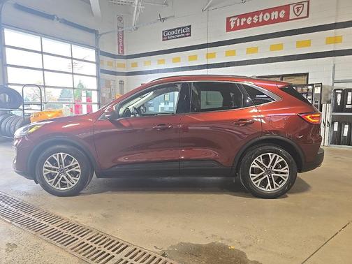 2021 Ford Escape SEL