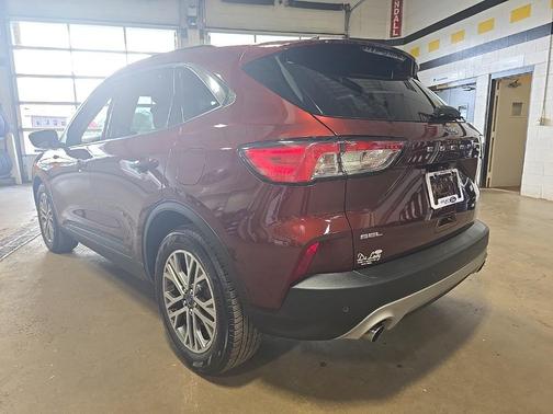 2021 Ford Escape SEL