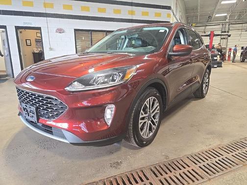 2021 Ford Escape SEL
