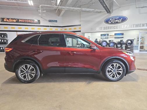 2021 Ford Escape SEL