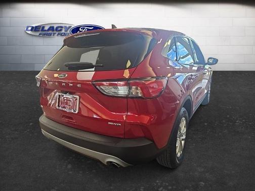 RAPID RED MET TINTED CC 2022 Ford Escape SE