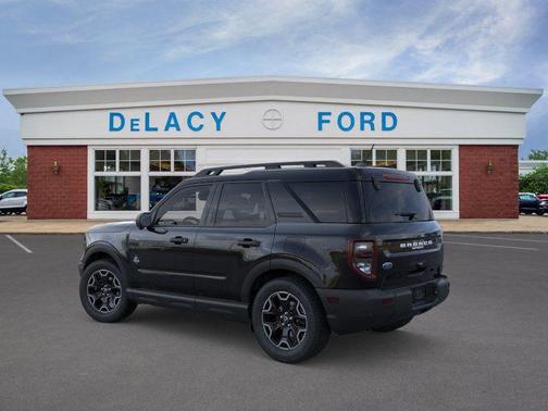 Shadow Black 2026 Ford Bronco Sport Outer Banks