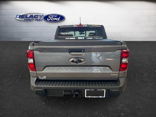 CARBONIZED GRAY METALLIC 2023 Ford Maverick Lariat