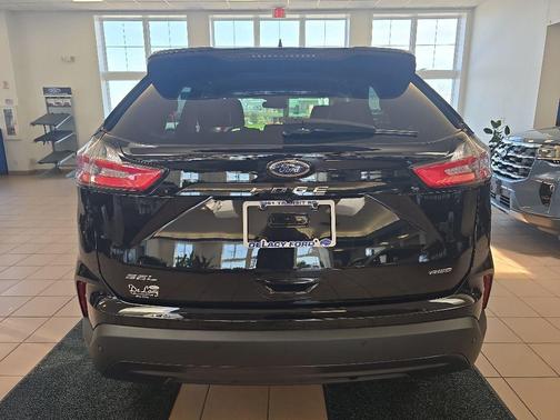 AGATE BLACK METALLIC 2022 Ford Edge SEL