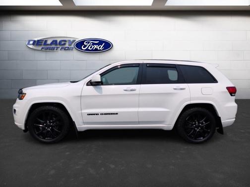 2017 Jeep Grand Cherokee Altitude