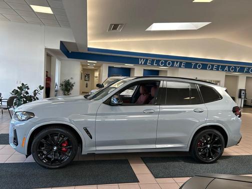 Brooklyn Grey Metallic 2022 BMW X3 M40i