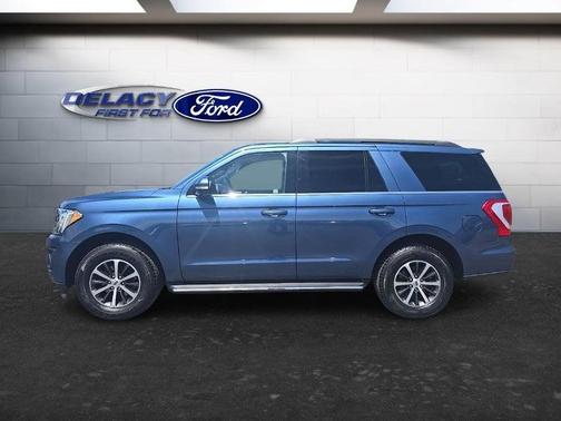 BLUE METALLIC 2019 Ford Expedition XLT