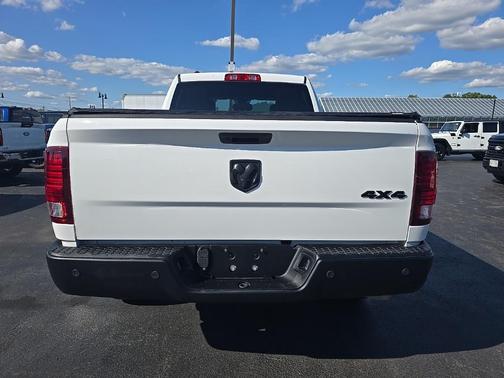 2021 RAM 1500 Classic Warlock Quad Cab 4x4 6'4' Box