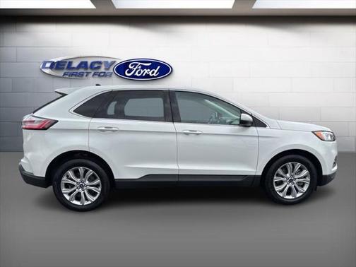 2021 Ford Edge Titanium