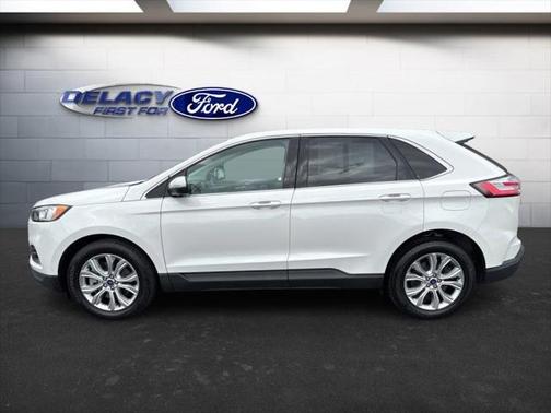 2021 Ford Edge Titanium
