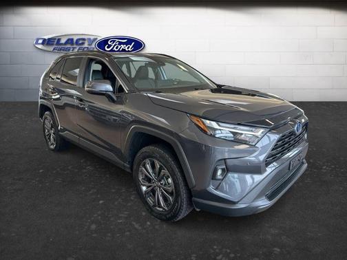 2024 Toyota RAV4 Hybrid XLE Premium