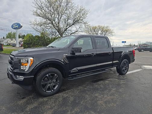 AGATE BLACK METALLIC 2023 Ford F-150 XLT